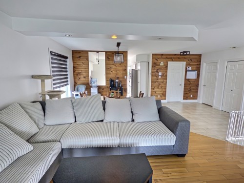 Vue d'ensemble - 1895 Rue St-Denis, Val-D'Or, QC - Indoor Photo Showing Living Room