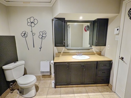 Salle de bains - 1895 Rue St-Denis, Val-D'Or, QC - Indoor Photo Showing Bathroom