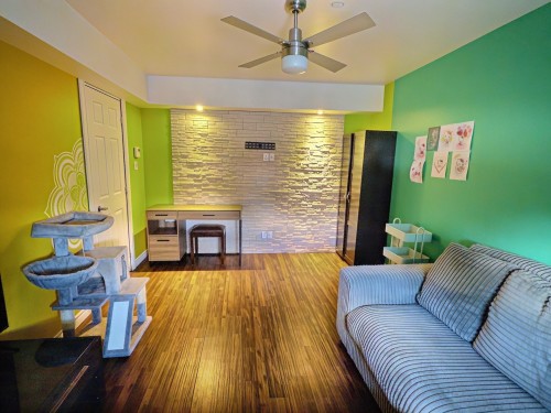 Salle familiale - 1895 Rue St-Denis, Val-D'Or, QC - Indoor