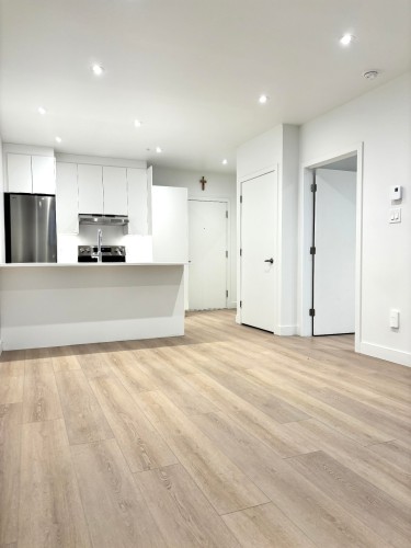 Kitchen - 2-110 Rue De L'Église, Montréal (Verdun/Île-Des-Soeurs), QC - Indoor