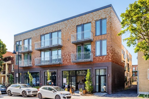 Exterior - 2-110 Rue De L'Église, Montréal (Verdun/Île-Des-Soeurs), QC - Outdoor With Facade