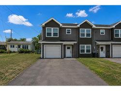 43 Paradise Road  Paradise, NL A1L 3B1