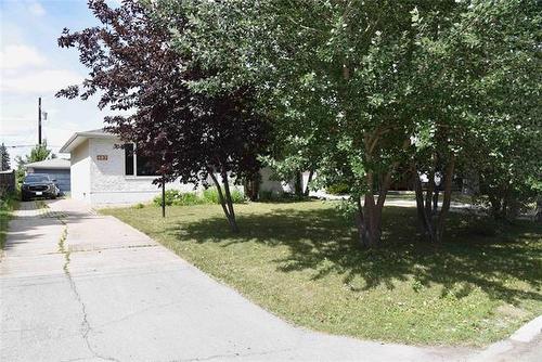 403 Speers Rd, Winnipeg, MB - Outdoor