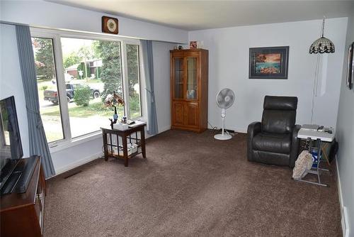 403 Speers Rd, Winnipeg, MB - Indoor