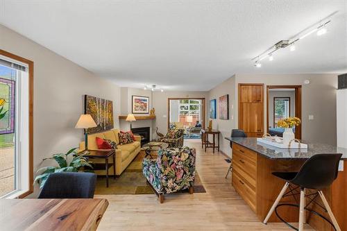 6 Mayfield Cr, Winnipeg, MB - Indoor