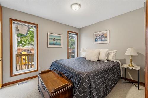 6 Mayfield Cr, Winnipeg, MB - Indoor Photo Showing Bedroom