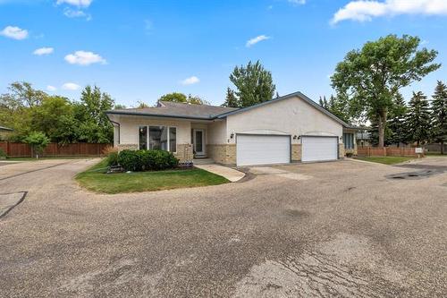 6 Mayfield Cr, Winnipeg, MB - Outdoor
