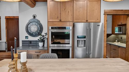 3373 Mountain View Court, Jaffray, BC - Indoor Photo Showing Kitchen
