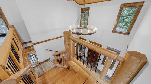 3373 Mountain View Court, Jaffray, BC - Indoor Photo Showing Other Room