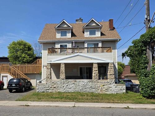 711 E Ridgeway Street E East, Thunder Bay, ON - Outdoor With Deck Patio Veranda