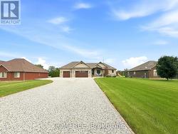 663 COUNTY 2 ROAD Lakeshore, ON N8L 1K3