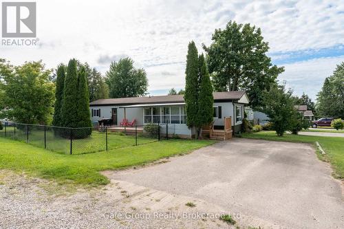 32 Pineview Ave Avenue, Malahide (Lyons), ON 