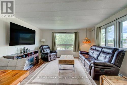 32 Pineview Ave Avenue, Malahide (Lyons), ON 