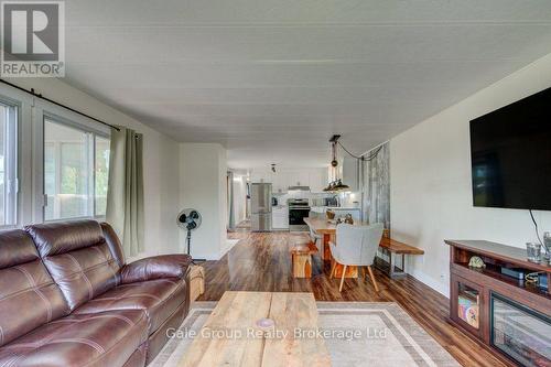 32 Pineview Ave Avenue, Malahide (Lyons), ON 