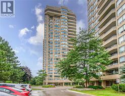 6 WILLOW Street Unit# 1503  Waterloo, ON N2J 4S3