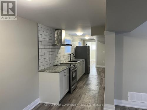 52A JANICE DRIVE , Barrie, Ontario L4N 5N4 3