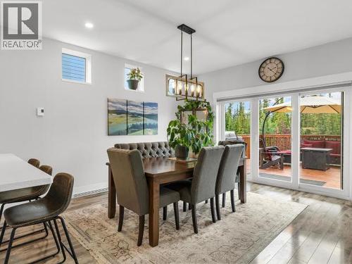 26 Iskoot Crescent, Whitehorse, YT - Indoor Photo Showing Dining Room