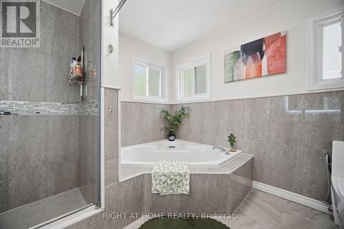 6379 Alderwood Trail, Mississauga, ON - Indoor Photo Showing Bathroom