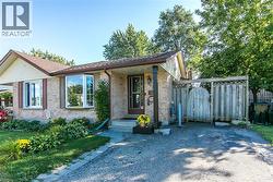 117 NORTHLAKE Drive Unit# B  Waterloo, ON N2V 1L1