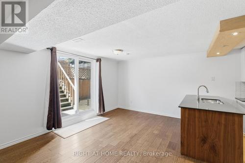 341 Rexford Drive, Hamilton, ON - Indoor