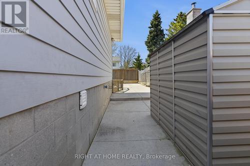 341 Rexford Drive, Hamilton, ON - Outdoor With Exterior