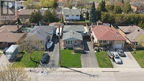 341 Rexford Drive, Hamilton, ON - Outdoor