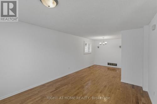 341 Rexford Drive, Hamilton, ON - Indoor Photo Showing Other Room