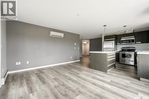 114 1610 Dakota Drive, Regina, SK - Indoor Photo Showing Kitchen