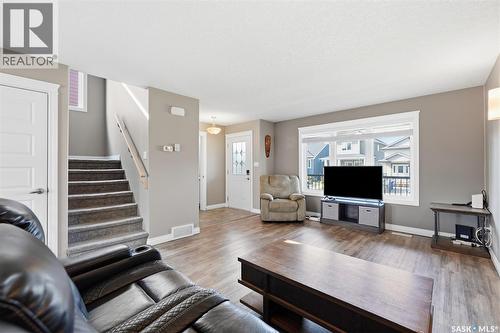 275 Wyant Lane, Saskatoon, SK - Indoor Photo Showing Living Room