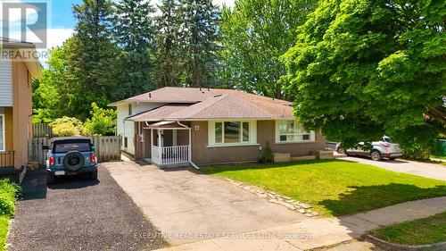77 Overlea Drive, Kitchener, ON - Outdoor