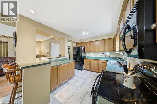 20 Melran Drive, Cambridge, ON - Indoor Photo Showing Kitchen