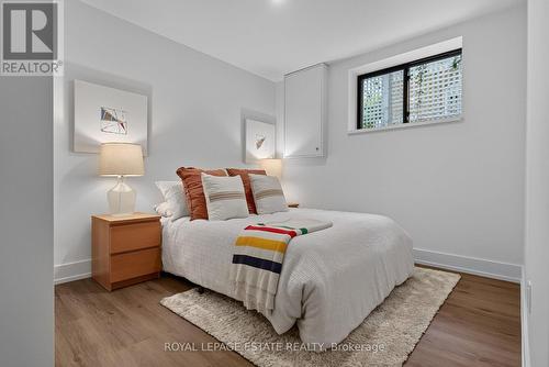 5 North Drive, Toronto, ON - Indoor Photo Showing Bedroom