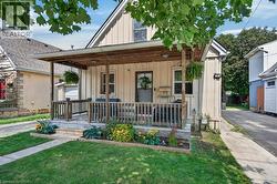 15 CROCKETT Street  Hamilton, ON L8V 1G8