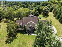 136 WINTERGREEN COURT  Scugog (Port Perry), ON L9L 2B1