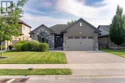 8736 ANGIE DRIVE  Niagara Falls (Forestview), ON L2H 0H9
