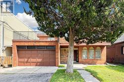 35 COXWELL AVENUE Toronto, ON M4L 3A9