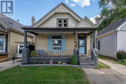 96 DREANEY AVENUE  London East (East L), ON N5Z 1W6