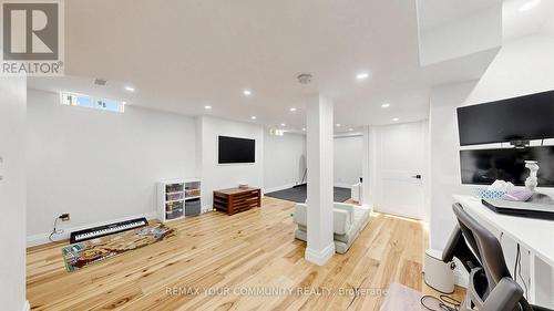 51 Shuttleworth Drive, Clarington, ON - Indoor