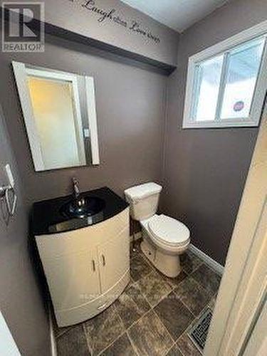 34 Argyle Road, Barrie, ON - Indoor Photo Showing Bathroom