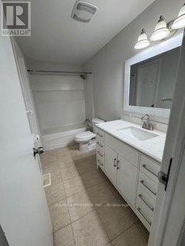 34 Argyle Road, Barrie, ON - Indoor Photo Showing Bathroom