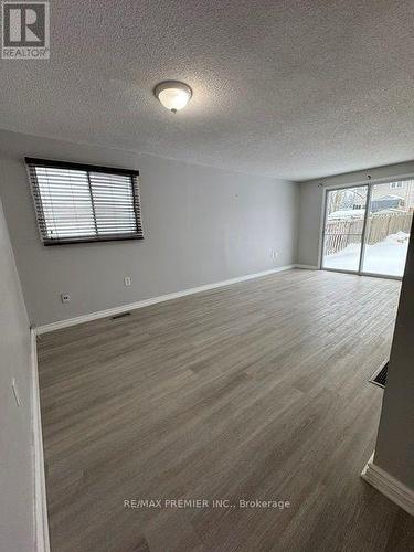34 Argyle Road, Barrie, ON - Indoor Photo Showing Other Room