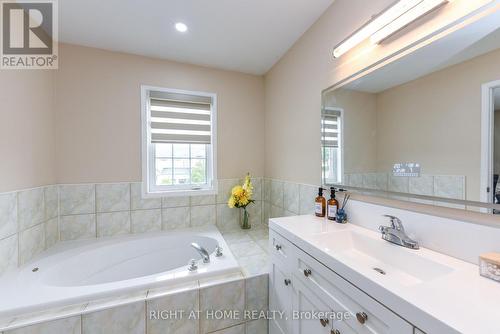 5986 Long Valley Road, Mississauga, ON - Indoor Photo Showing Bathroom