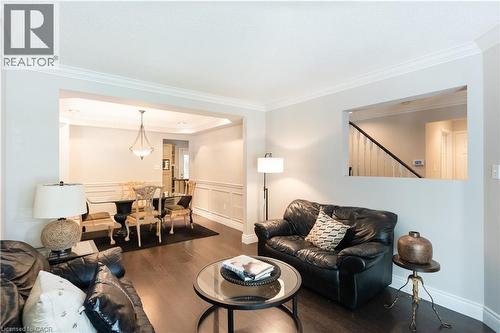12 Pinto Drive, Ancaster, ON - Indoor Photo Showing Living Room