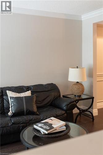 12 Pinto Drive, Ancaster, ON - Indoor Photo Showing Living Room