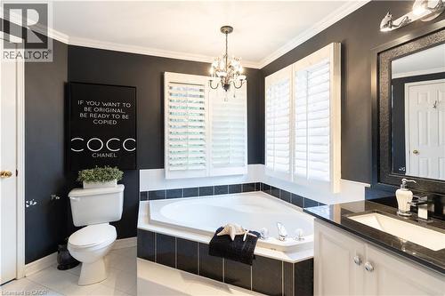 12 Pinto Drive, Ancaster, ON - Indoor Photo Showing Bathroom