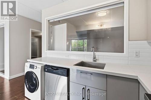 218 - 1291 Gordon Street, Guelph (Kortright West), ON - Indoor Photo Showing Laundry Room