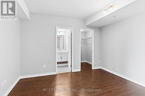 218 - 1291 Gordon Street, Guelph (Kortright West), ON - Indoor Photo Showing Other Room