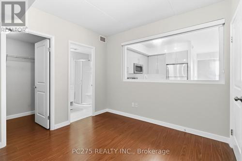 218 - 1291 Gordon Street, Guelph (Kortright West), ON - Indoor Photo Showing Other Room