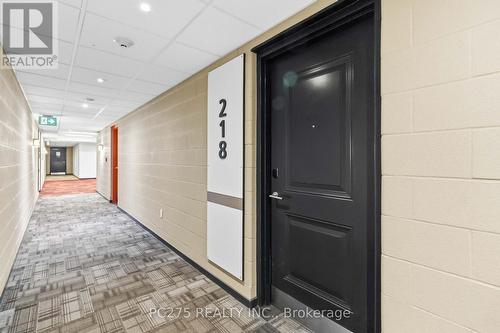 218 - 1291 Gordon Street, Guelph (Kortright West), ON - Indoor Photo Showing Other Room