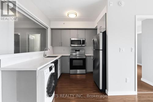 218 - 1291 Gordon Street, Guelph (Kortright West), ON - Indoor Photo Showing Kitchen With Stainless Steel Kitchen